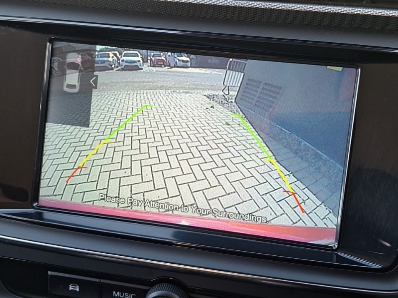 MG MG5 61.1Kwh Exclusive Long Range Estate A White #9