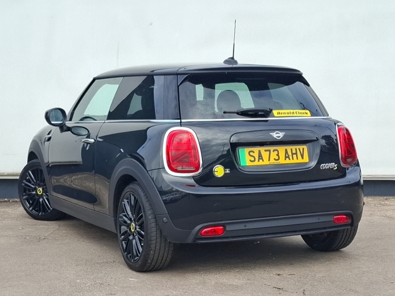 Mini Hatch 135Kw Cooper S Level 2 33Kwh Black #2