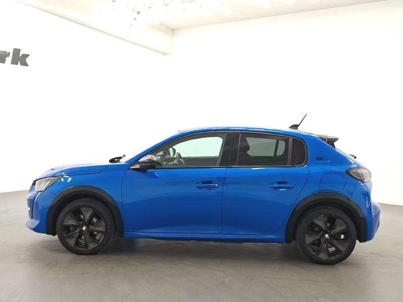 Peugeot e-208 50Kwh Allure Red #4