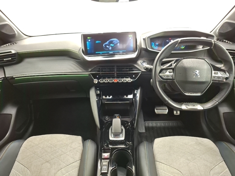 Peugeot e-208 50Kwh Allure Red #3