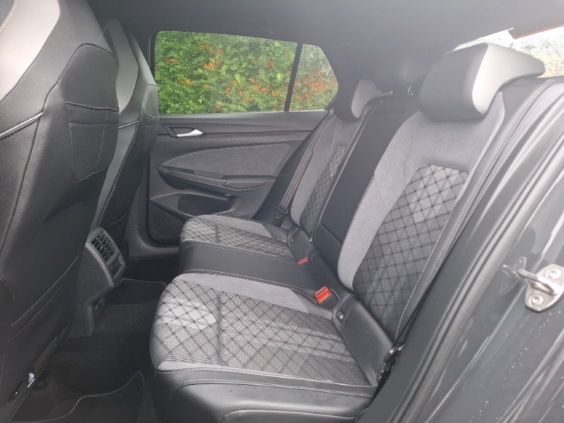 Volkswagen Golf 1.5 Etsi 150 Black Edition Dsg Grey #6