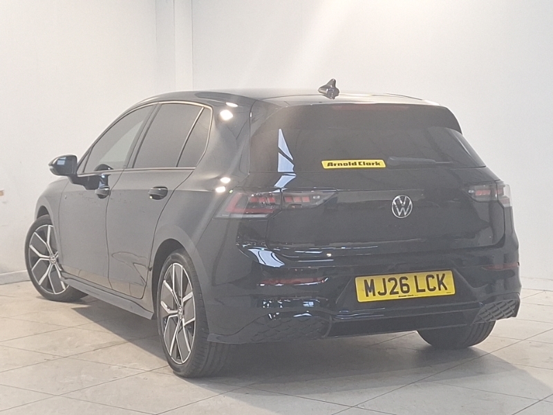 Volkswagen Golf 1.5 Etsi 150 Black Edition Dsg Black #2