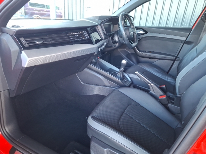 Audi A1 30 Tfsi 110 Black Edition ND72LUJ Red #5