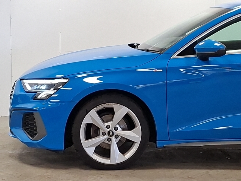 Audi A3 Saloon Edition 1 35 Tfsi 150 Ps S Tronic Black #19