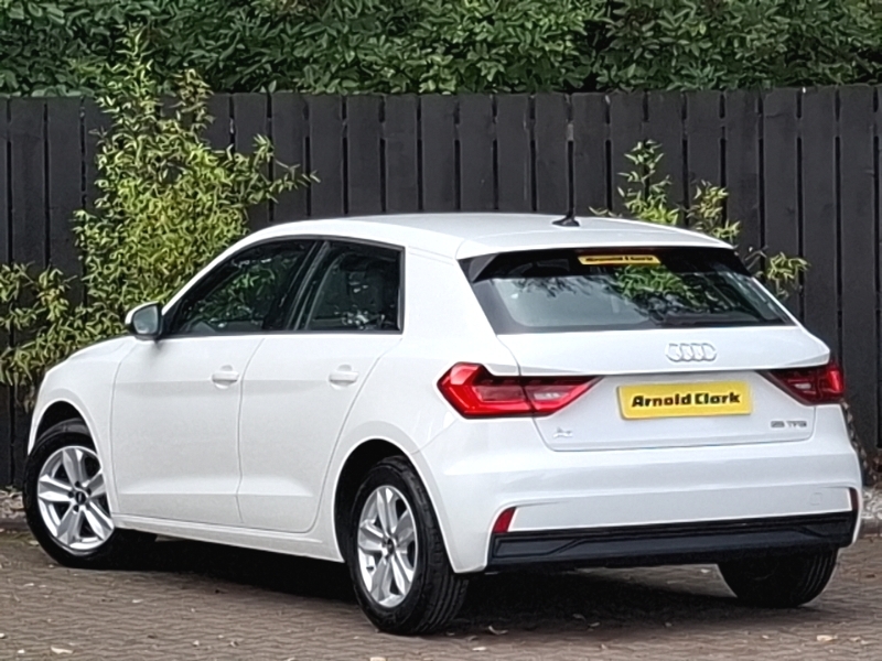 Audi A1 25 Tfsi Technik White #2