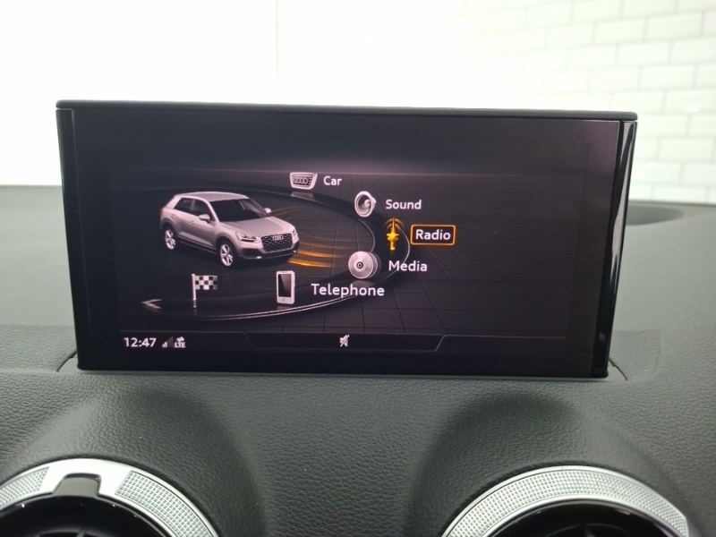 Audi Q2 Q2 35 Tfsi Black Edition S Tronic Grey #9