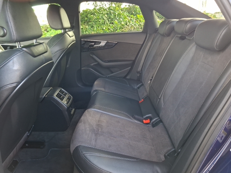 Audi A4 35 Tfsi Black Edition Blue #6