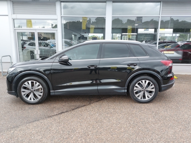 Audi Q4 E Tron 210Kw 45 82Kwh Sport Leather Black #4