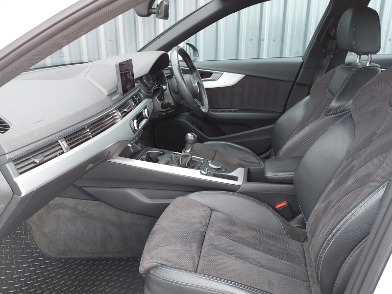 Audi A4 2.0 Tdi Ultra 190 S Line White #5
