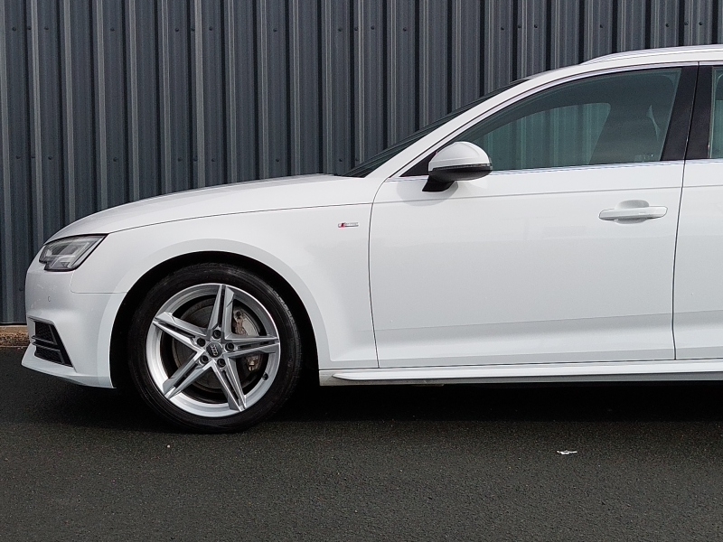 Audi A4 Avant 2.0 Tdi Ultra S Line Euro 6 Ss White #18
