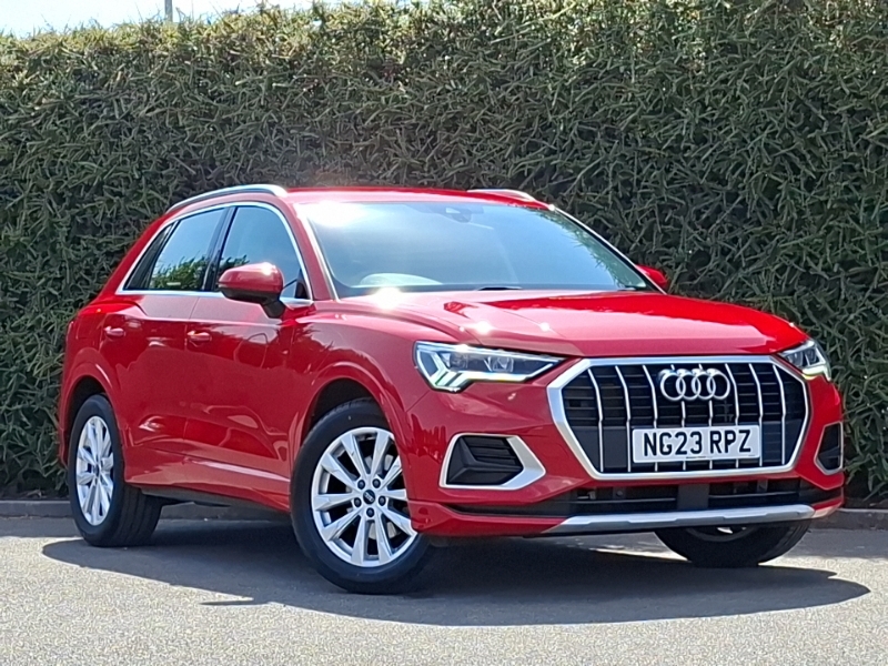 Audi Q3 35 Tfsi Sport Red