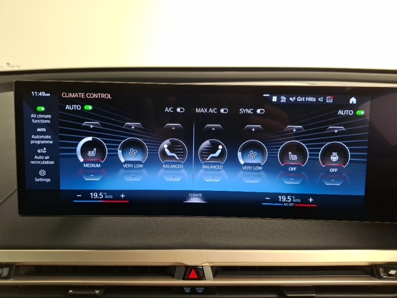 BMW iX 40 76.6Kwh M Sport Red #17