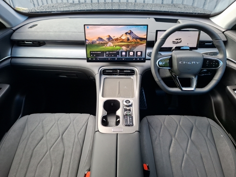 Chery Tiggo 8 1.5T Phev Summit Dht Black #3