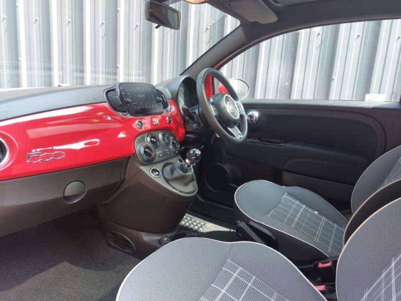 Fiat 500 1.0 Mild Hybrid Lounge Red #5