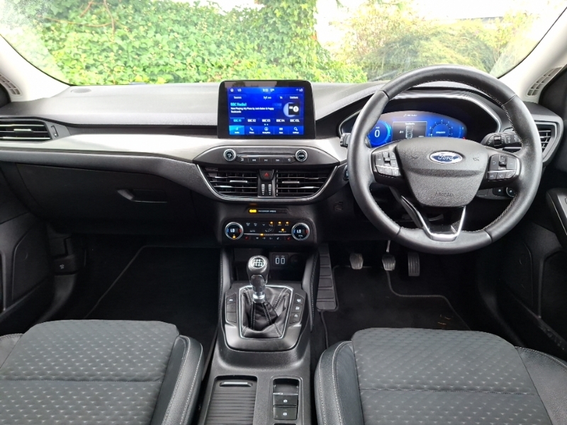 Ford Focus 1.0 Ecoboost Hybrid Mhev 125 Titanium X Ed White #3