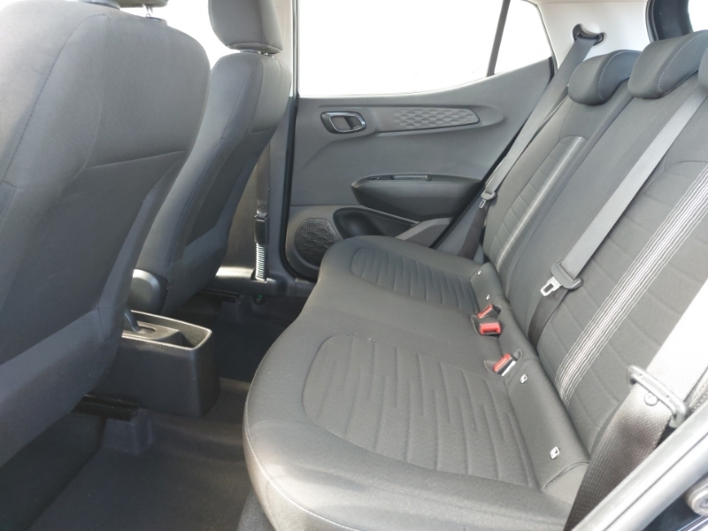 Hyundai I10 1.2 Mpi Se Connect Black #6