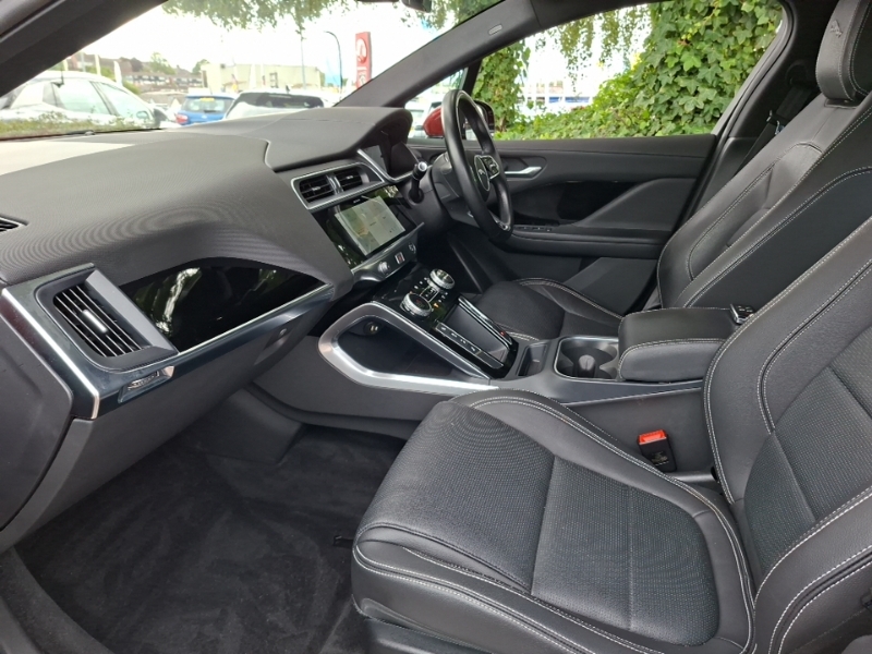 Jaguar I-Pace 294Kw Ev400 Se 90Kwh 11Kw Charger Red #5