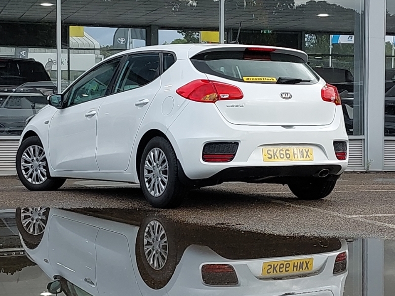 Kia Ceed 1.4 1 White #2
