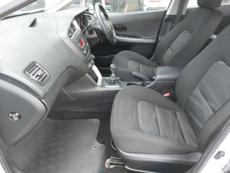 Kia Ceed 1.4 1 White #5