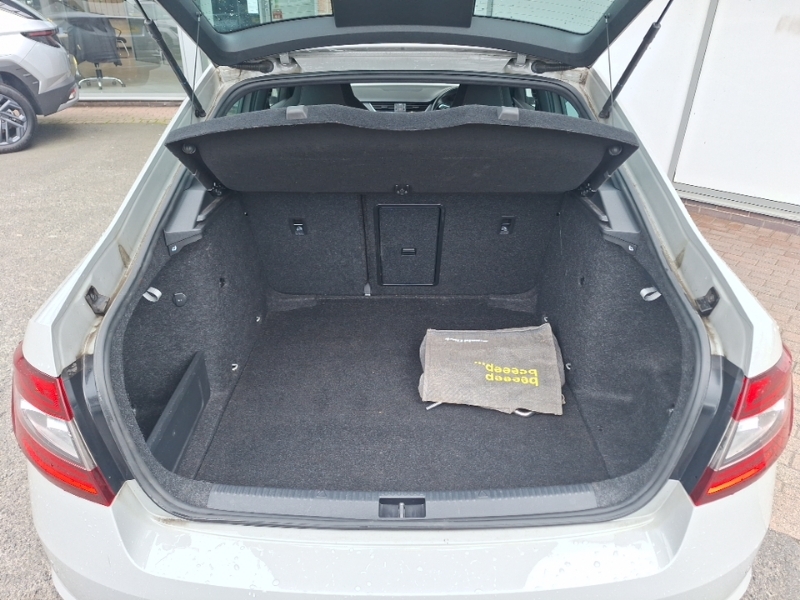 Skoda Octavia 1.6 Se L Tdi 114 Bhp Silver #17