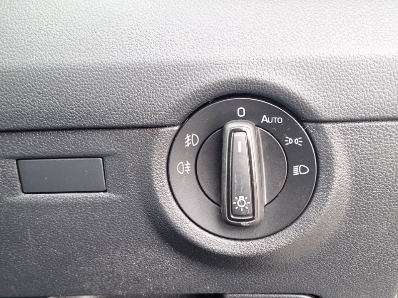 Skoda Octavia 1.6 Se L Tdi 114 Bhp Silver #15