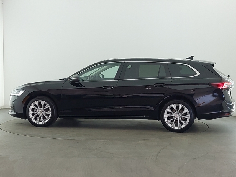 Skoda Superb 1.5 Tsi E-tec Se L Dsg Black #4