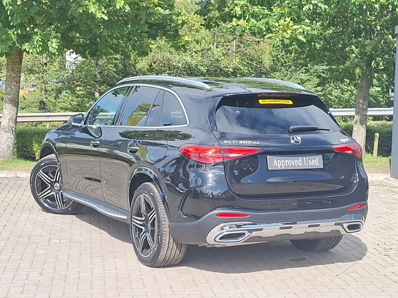 Mercedes-Benz GLC Class Glc 300De 4Matic Amg Line Premium 9G-tronic Black #2