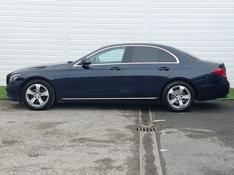 Mercedes-Benz E Class E220d Se 9G-tronic PG16MPE Blue #4