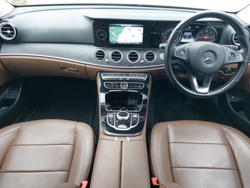 Mercedes-Benz E Class E220d Se 9G-tronic PG16MPE Blue #3