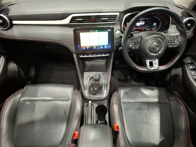 MG ZS 1.0T Gdi Exclusive Black #3