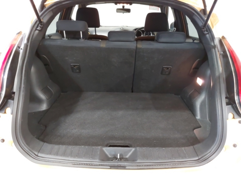 Nissan Juke 1.5 Dci N-tec 109 Bhp Black #18