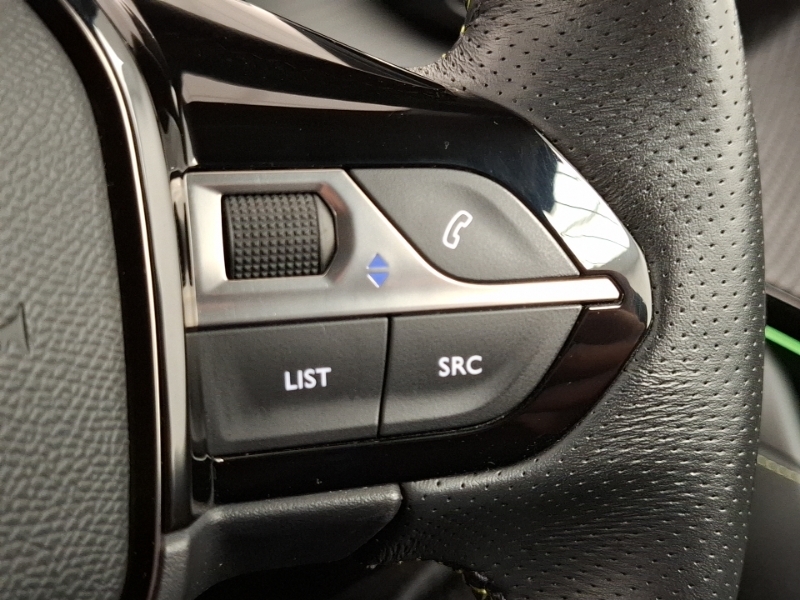 Peugeot e-208 50Kwh Gt #13