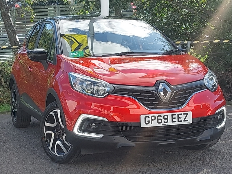 Renault Captur 1.3 Tce 150 Iconic Edc Red