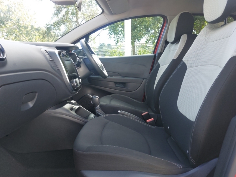 Renault Captur 1.3 Tce 150 Iconic Edc Red #5