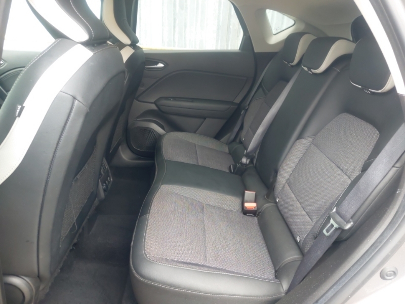Renault Captur 1.6 E-tech Plug-in Hybrid 160 Techno Grey #6