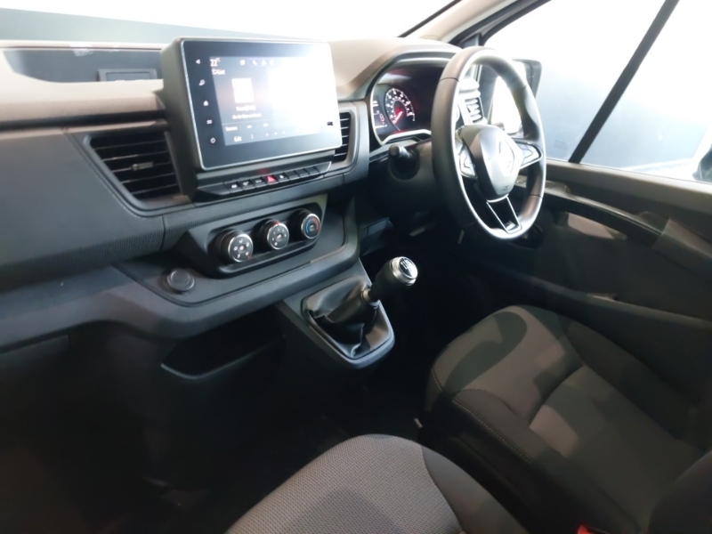 Renault Trafic Sl30 Blue Dci 130 Advance Van White #3