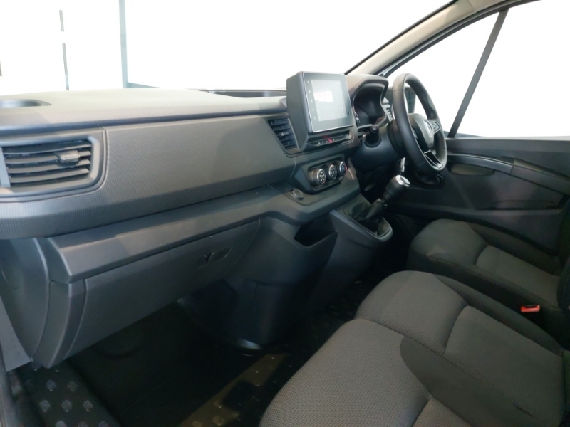 Renault Trafic Sl30 Blue Dci 130 Advance Van White #5