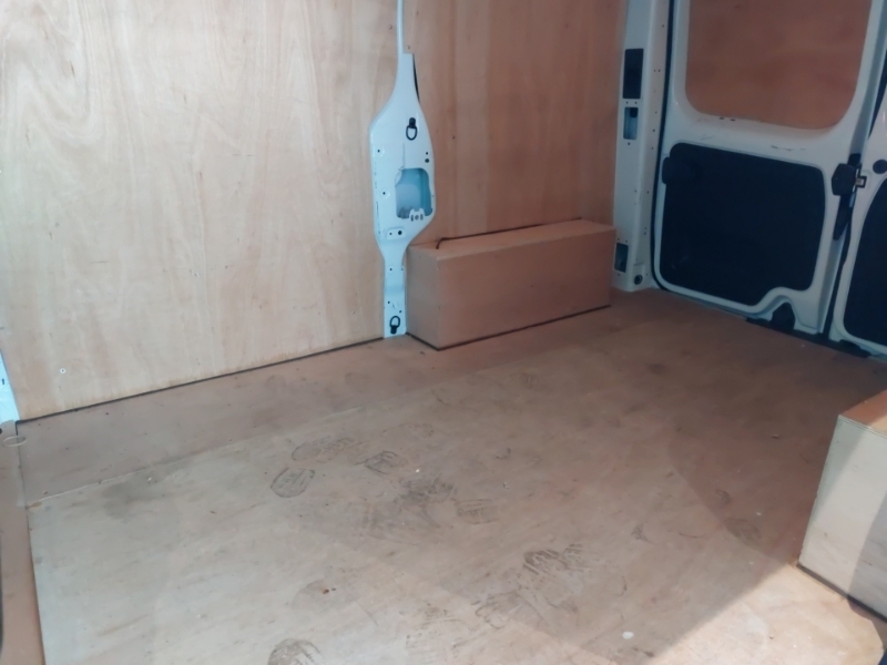 Renault Trafic Sl30 Blue Dci 130 Advance Van White #6