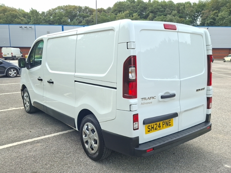 Renault Trafic Sl30 Blue Dci 130 Advance Van White #2
