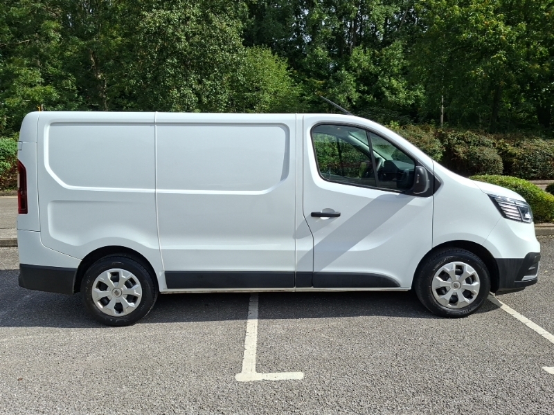 Renault Trafic Sl30 Blue Dci 130 Advance Van White #4