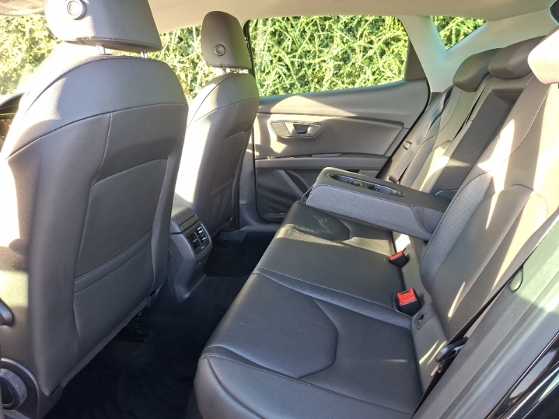 Seat Leon 2.0 Tdi 150 Xcellence Lux Ez Dsg YP20BFY Black #6
