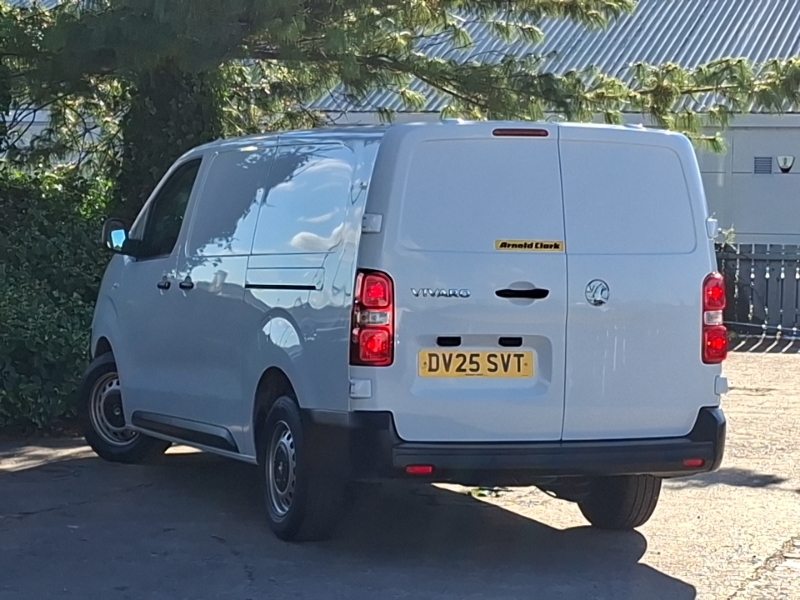 Vauxhall Vivaro 1.5 Turbo D 120 Prime H1 Van White #2