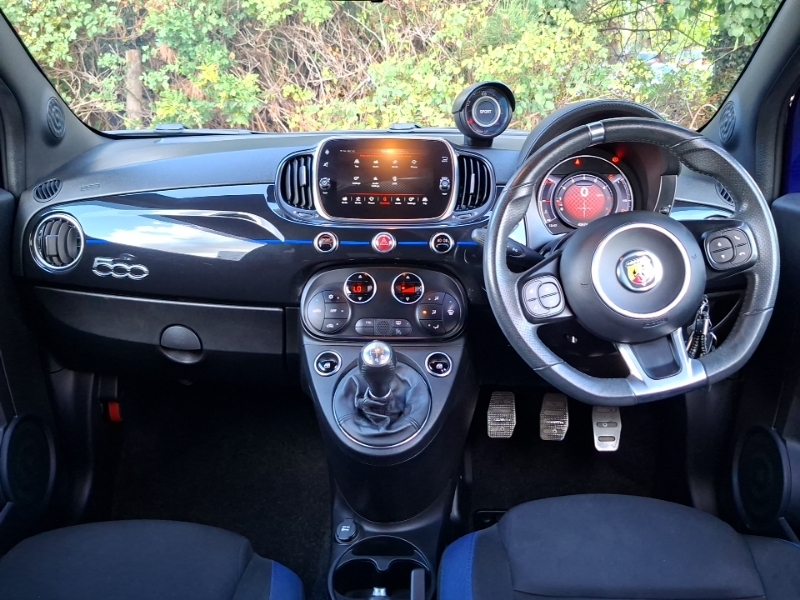 Abarth 595 1.4 T-jet 165 Monster Yamaha 70Th Anniversary Black #3