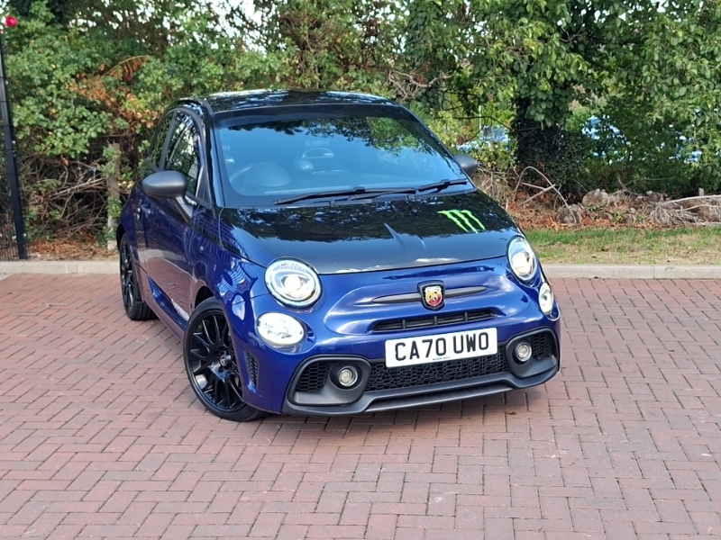 Abarth 595 1.4 T-jet 165 Monster Yamaha 70Th Anniversary Black