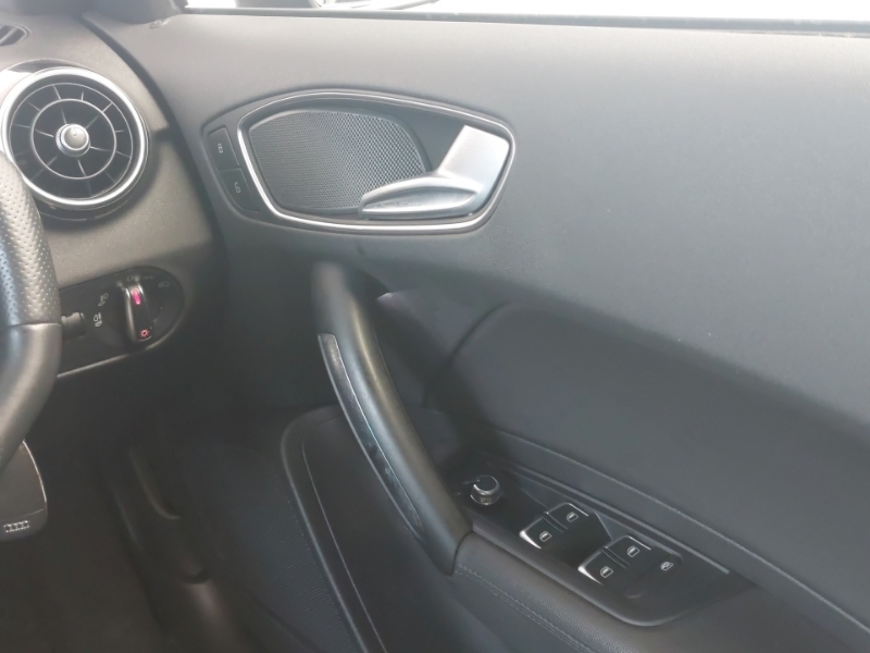 Audi A1 1L Sport Black #17