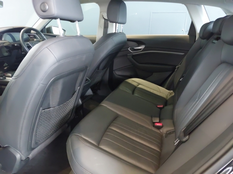 Audi E-tron 230Kw 50 Quattro 71Kwh Technik Black #6