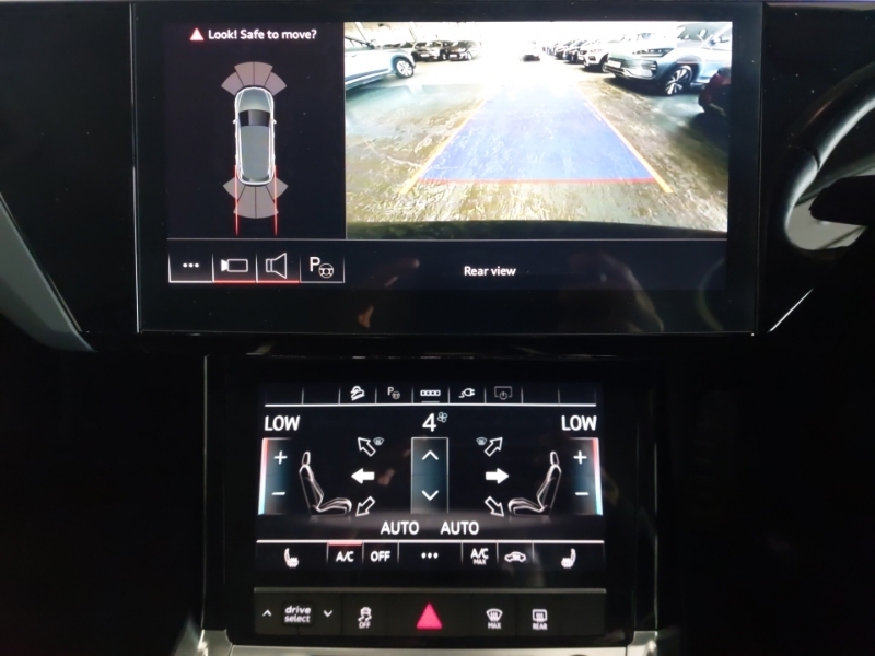 Audi E-tron 230Kw 50 Quattro 71Kwh Black Edition Black #9