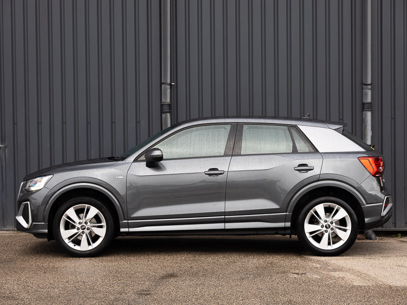 Audi Q2 35 Tfsi S Line S Tronic Grey #4