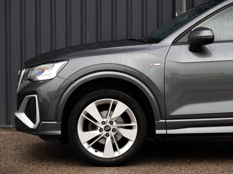 Audi Q2 Black Edition 35 Tfsi 150 Ps S Tronic White #17