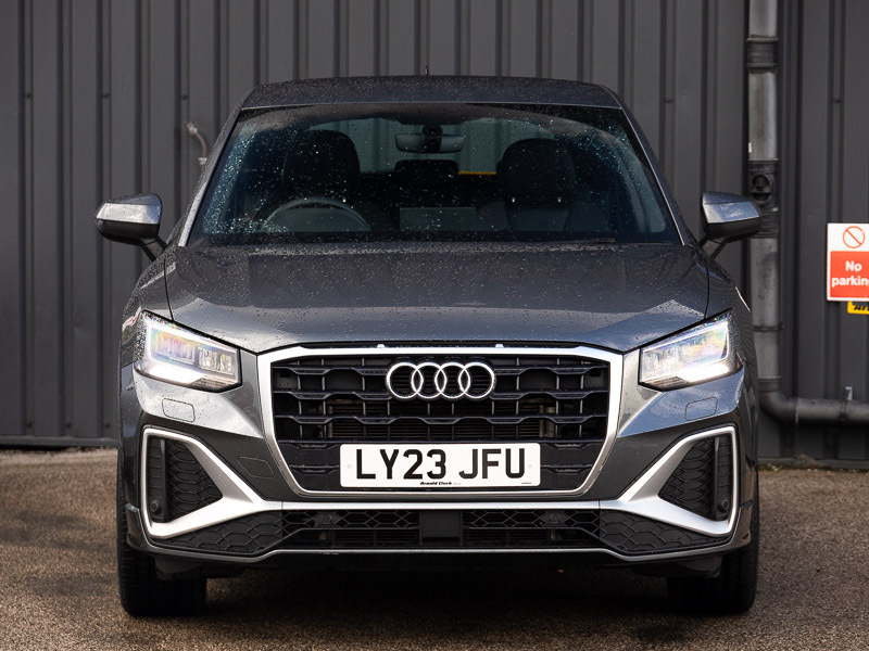 Audi Q2 Black Edition 35 Tfsi 150 Ps S Tronic White #10